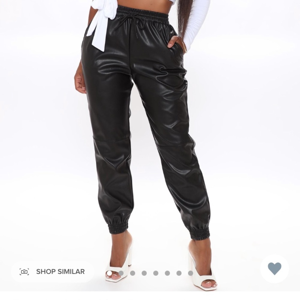 Fashion nova joggers